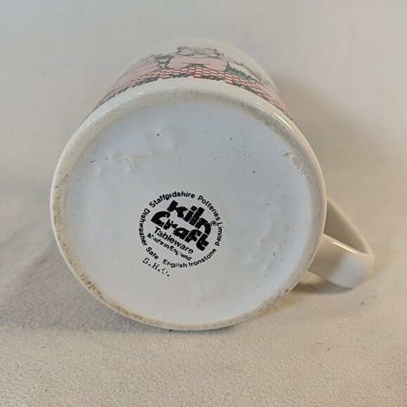 Kiln Craft England Pignic Vintage Coffee Tea Mug Pig Picnic White Ceramic Funny - Picture 7 of 9
